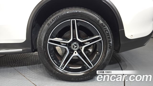 Mercedes-Benz GLC-Class 2020 — photo 7
