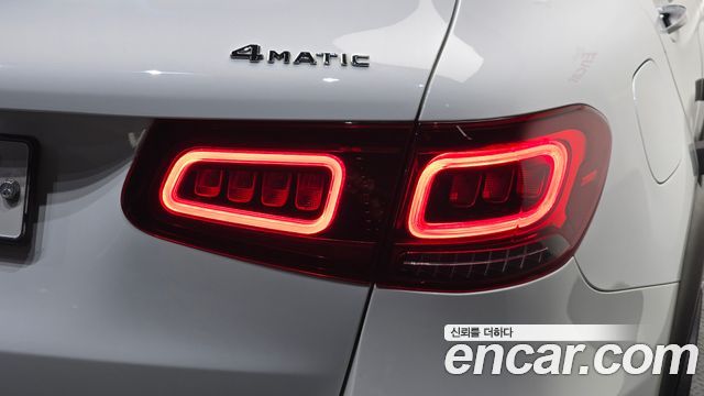 Mercedes-Benz GLC-Class 2020 — photo 9