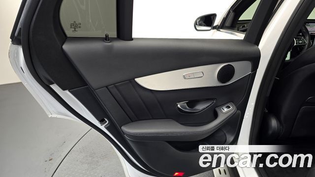 Mercedes-Benz GLC-Class 2020 — photo 15