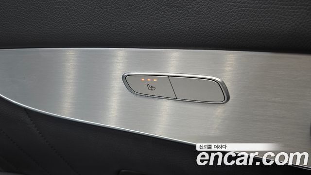 Mercedes-Benz GLC-Class 2020 — photo 31