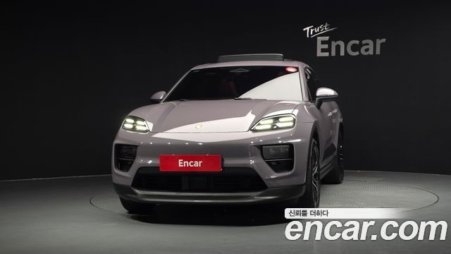Porsche Macan 2025 — photo 3
