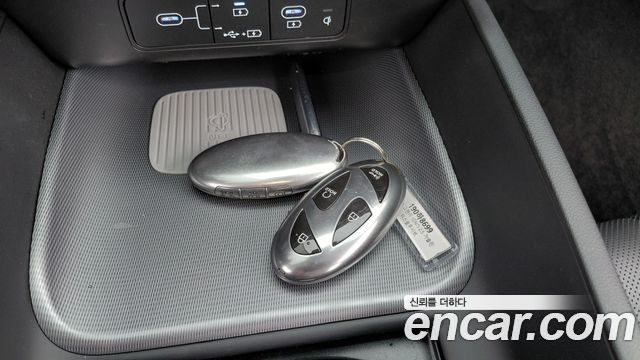 Hyundai Grandeur 2023 — photo 16