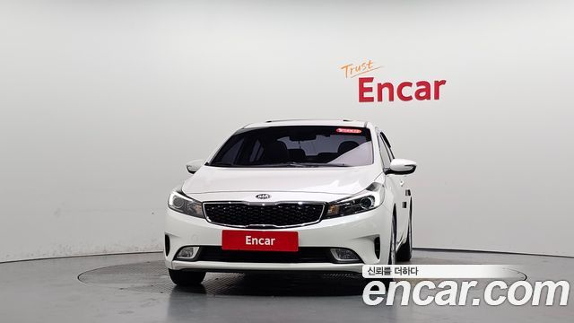 Kia K3 2016 — photo 3