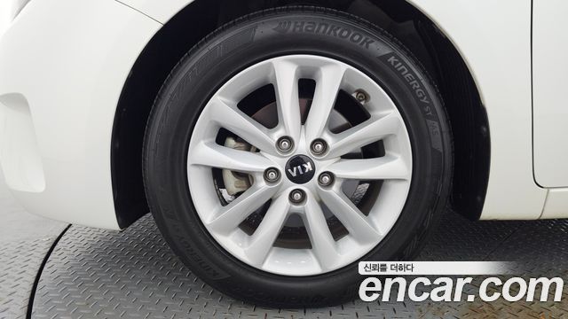 Kia K3 2016 — photo 5