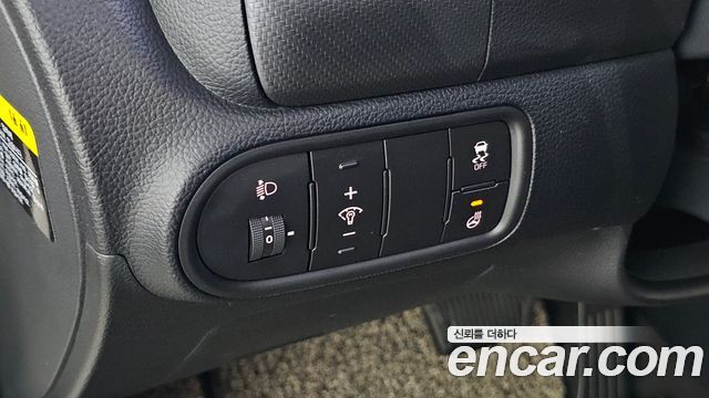 Kia K3 2016 — photo 22