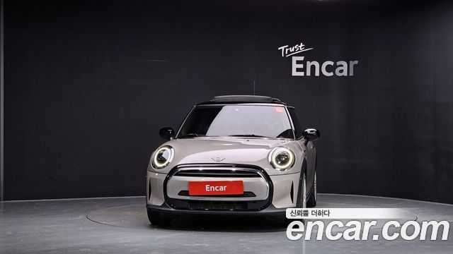 Mini Cooper 2023 — photo 3