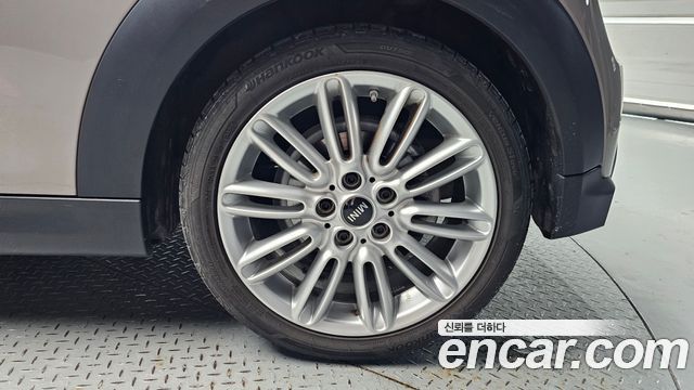 Mini Cooper 2023 — photo 5