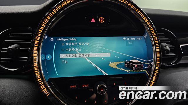 Mini Cooper 2023 — photo 22