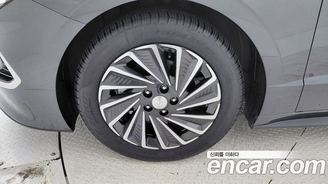 Hyundai Sonata 2023 — photo 5