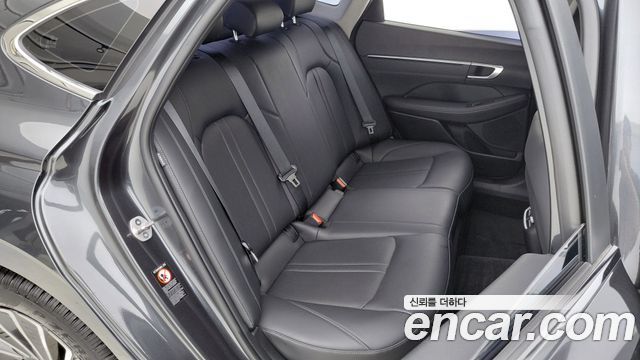 Hyundai Sonata 2023 — photo 11