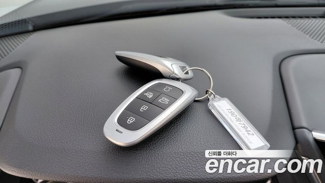 Hyundai Sonata 2023 — photo 17