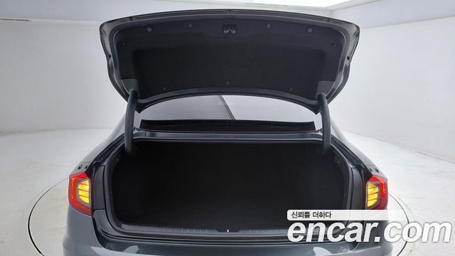 Hyundai Sonata 2023 — photo 18