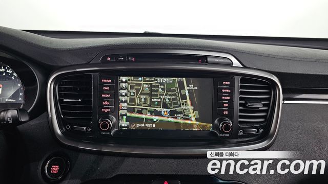 Kia Sorento 2016 — photo 20