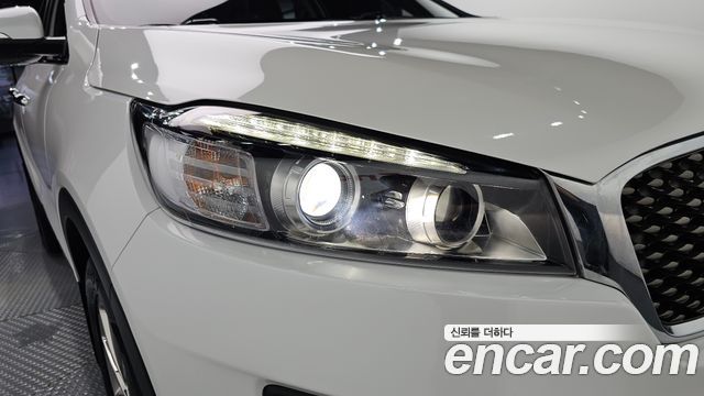 Kia Sorento 2016 — photo 8