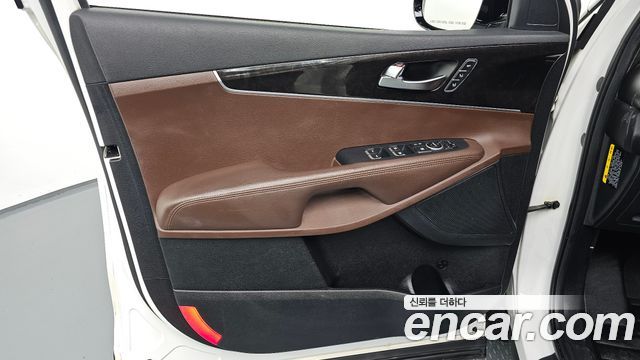 Kia Sorento 2016 — photo 14
