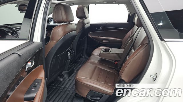 Kia Sorento 2016 — photo 16