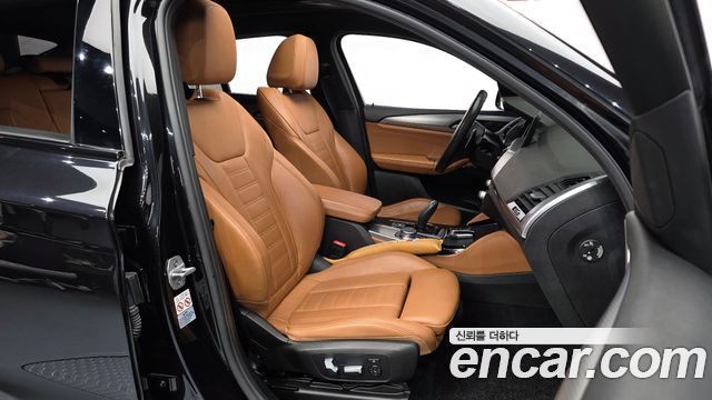 BMW X4 2019 — photo 11