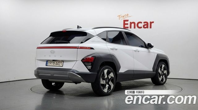 Hyundai Kona 2023 — photo 2