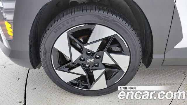 Hyundai Kona 2023 — photo 5