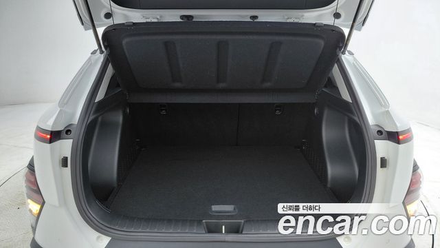Hyundai Kona 2023 — photo 16