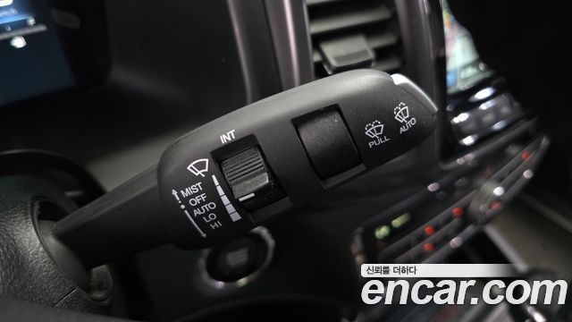 KG_Mobility_Ssangyong Rexton 2022 — photo 24