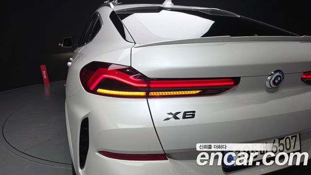 BMW X6 2022 — photo 9