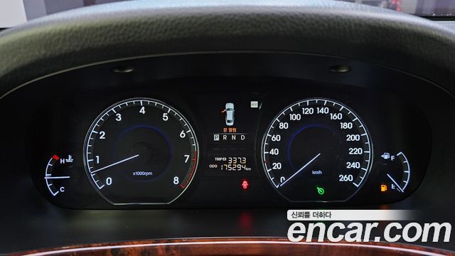 Hyundai Equus 2012 — photo 11