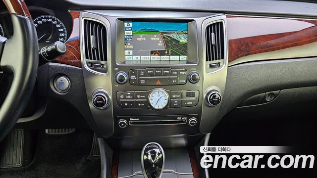 Hyundai Equus 2012 — photo 20