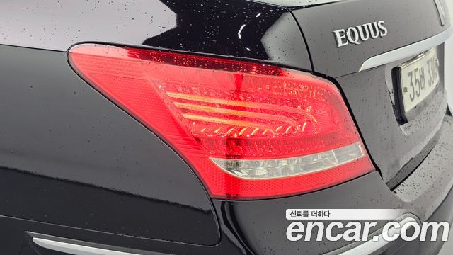 Hyundai Equus 2012 — photo 9
