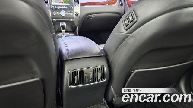 Hyundai Equus 2012 — photo 29