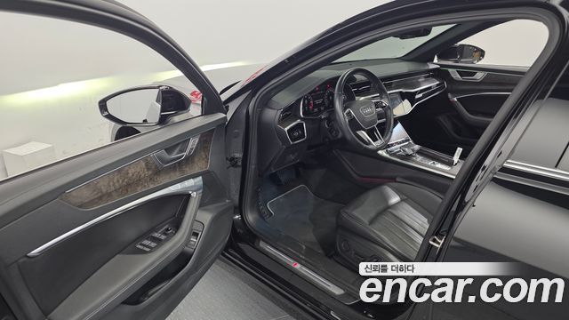 Audi A6 2021 — photo 10