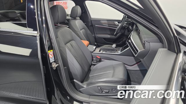 Audi A6 2021 — photo 12