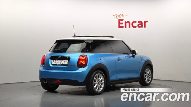 Mini Cooper 2019 — photo 2