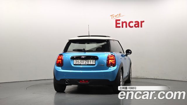 Mini Cooper 2019 — photo 4