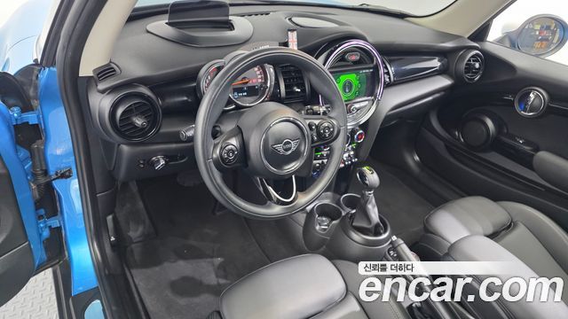 Mini Cooper 2019 — photo 7