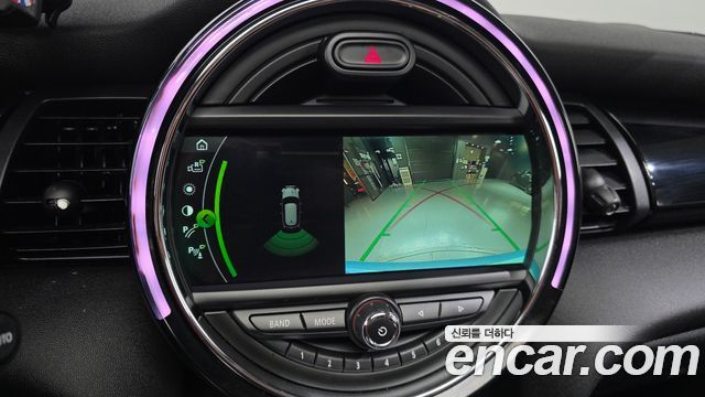 Mini Cooper 2019 — photo 16