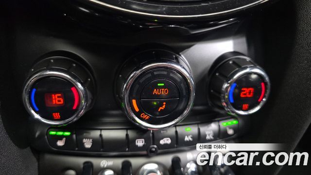 Mini Cooper 2019 — photo 17