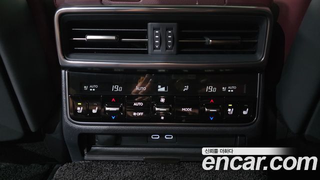 Lexus LX 2025 — photo 22