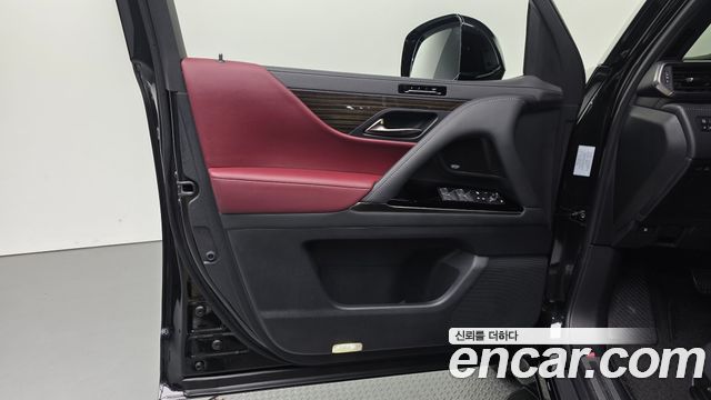Lexus LX 2025 — photo 14