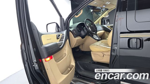 Hyundai Starex 2013 — photo 10
