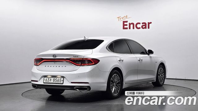 Hyundai Grandeur 2018 — photo 2