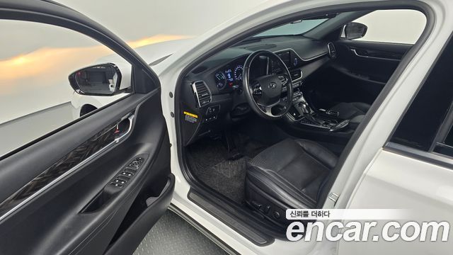 Hyundai Grandeur 2018 — photo 17