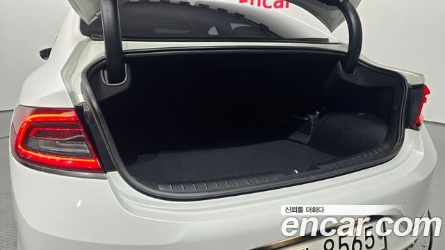 Hyundai Grandeur 2018 — photo 25