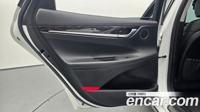 Hyundai Grandeur 2018 — photo 15