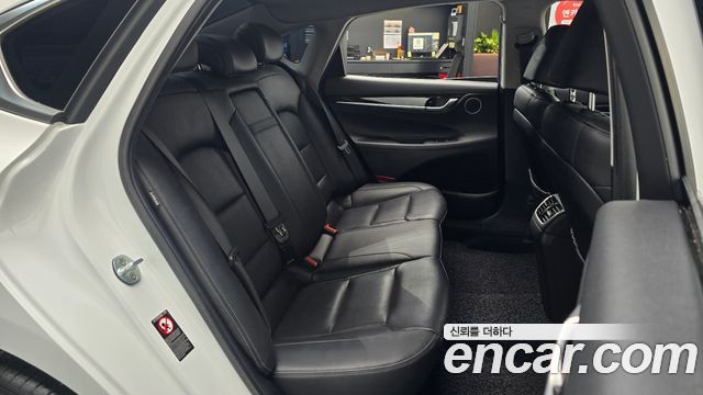 Hyundai Grandeur 2018 — photo 16