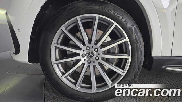 Mercedes-Benz GLS-Class 2025 — photo 5