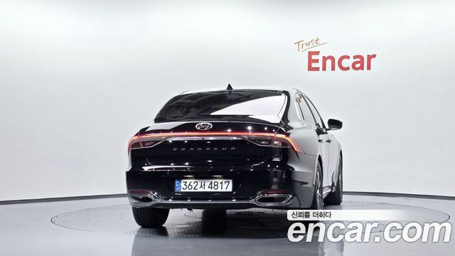 Hyundai Grandeur 2023 — photo 4