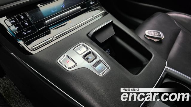 Hyundai Grandeur 2023 — photo 12