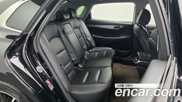 Hyundai Grandeur 2023 — photo 17