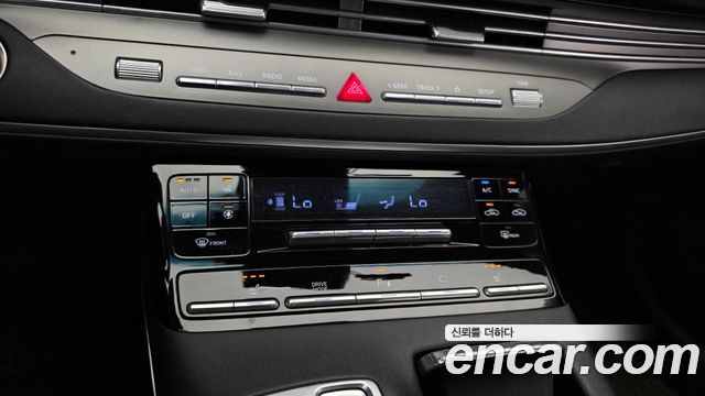 Hyundai Grandeur 2023 — photo 24